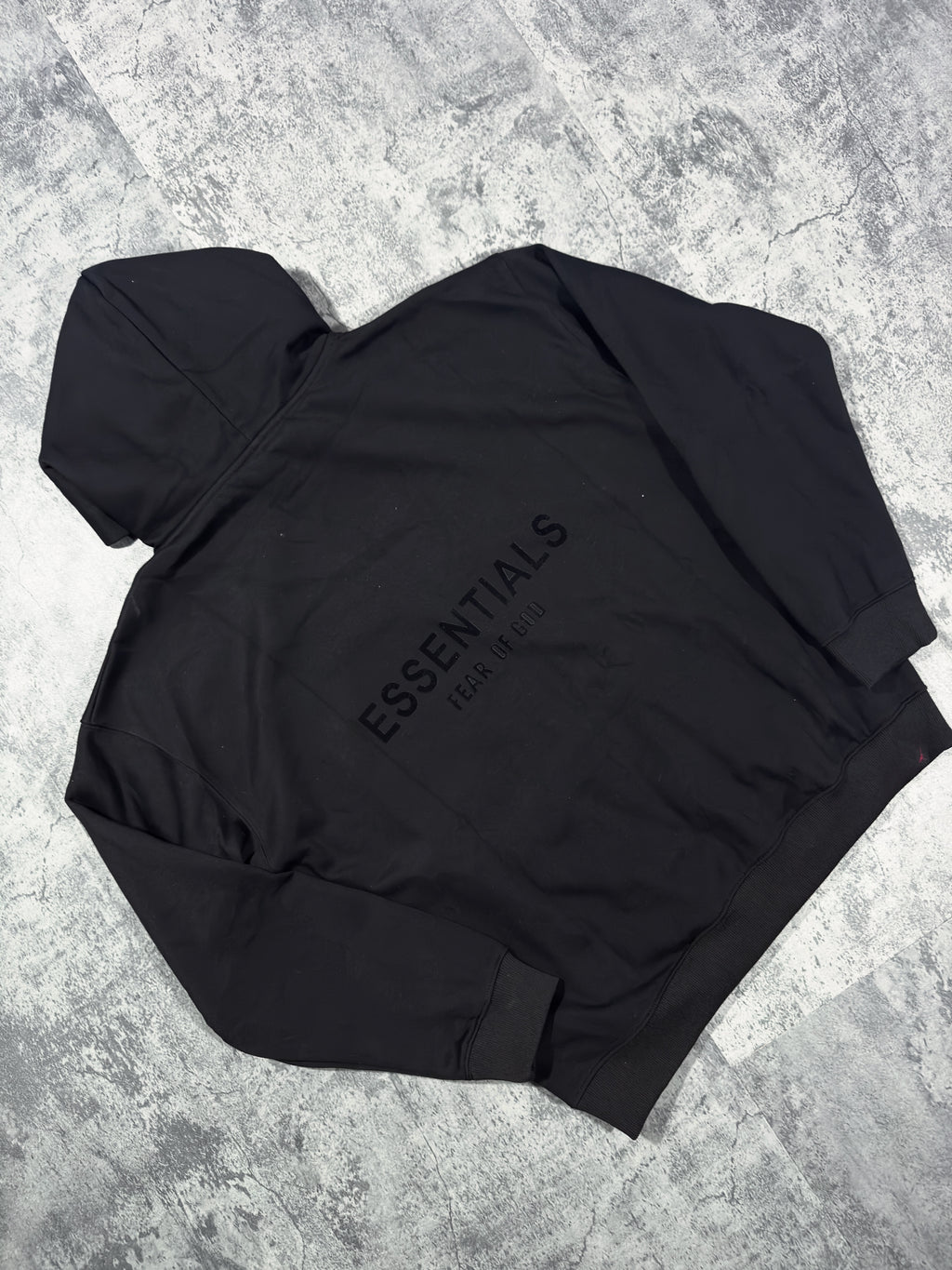 ESSENTIALS Fear Of God.