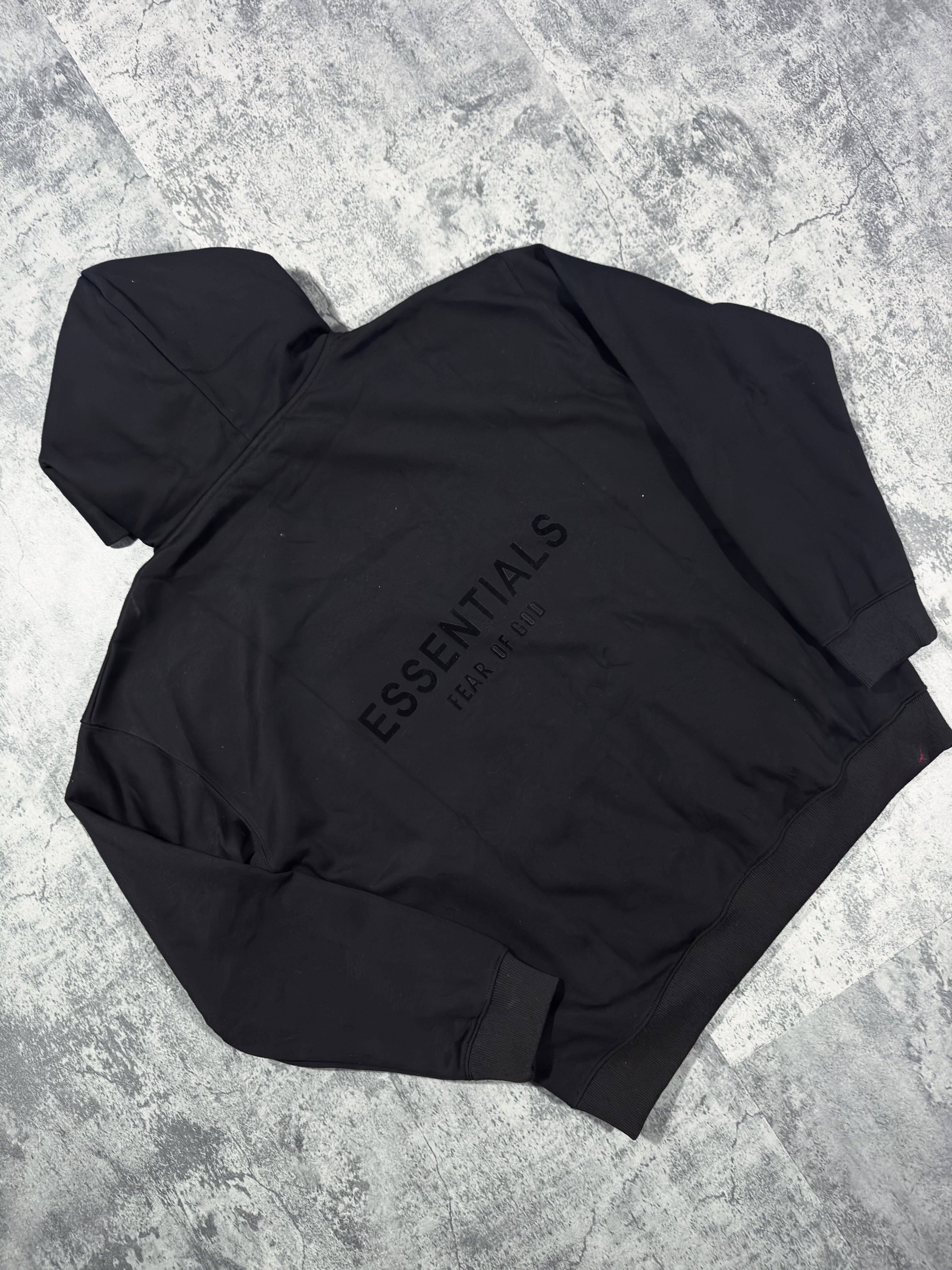 ESSENTIALS Fear Of God.