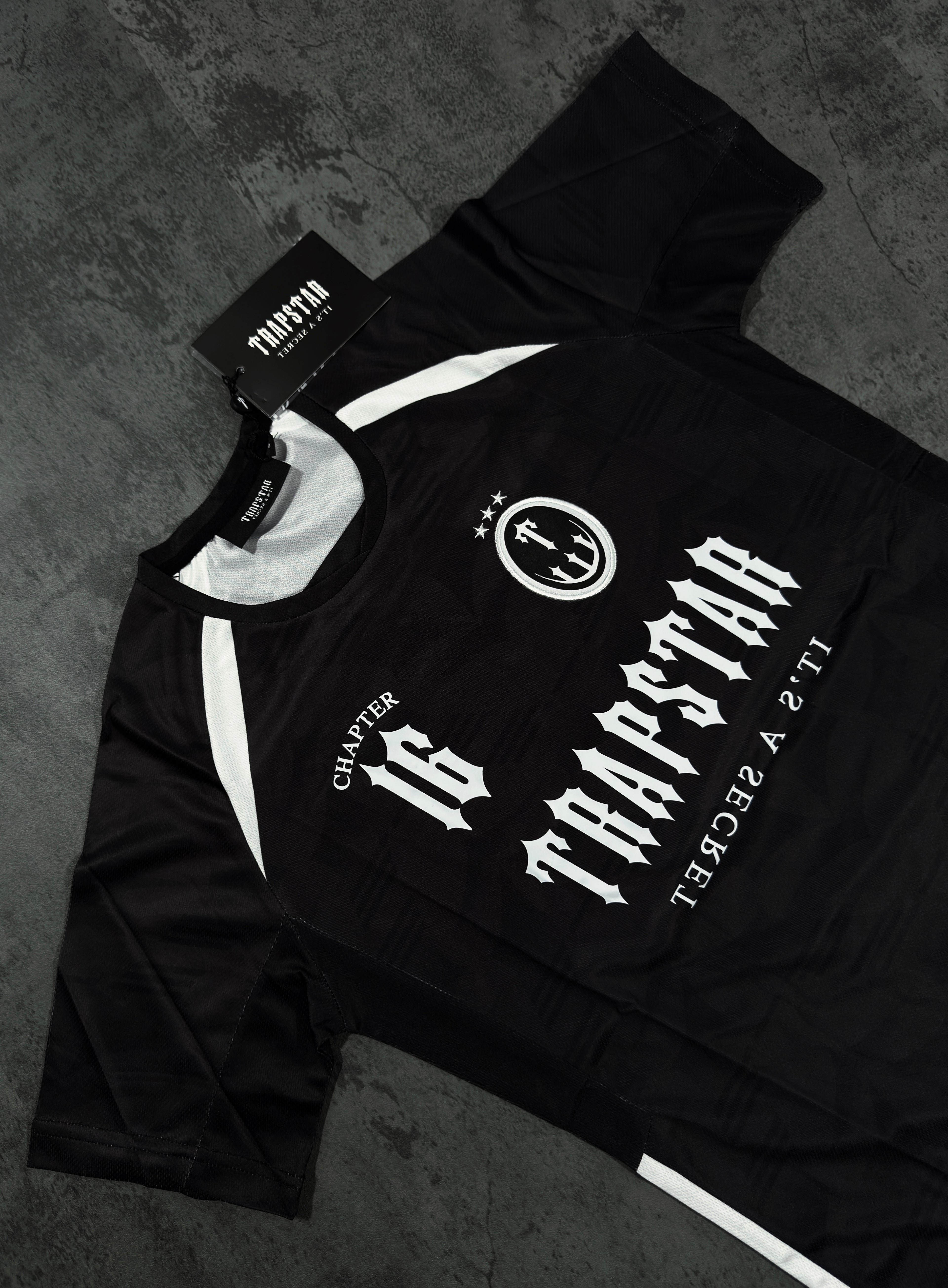 Trapstar London x Clavish Chapter 16 football jersey in black