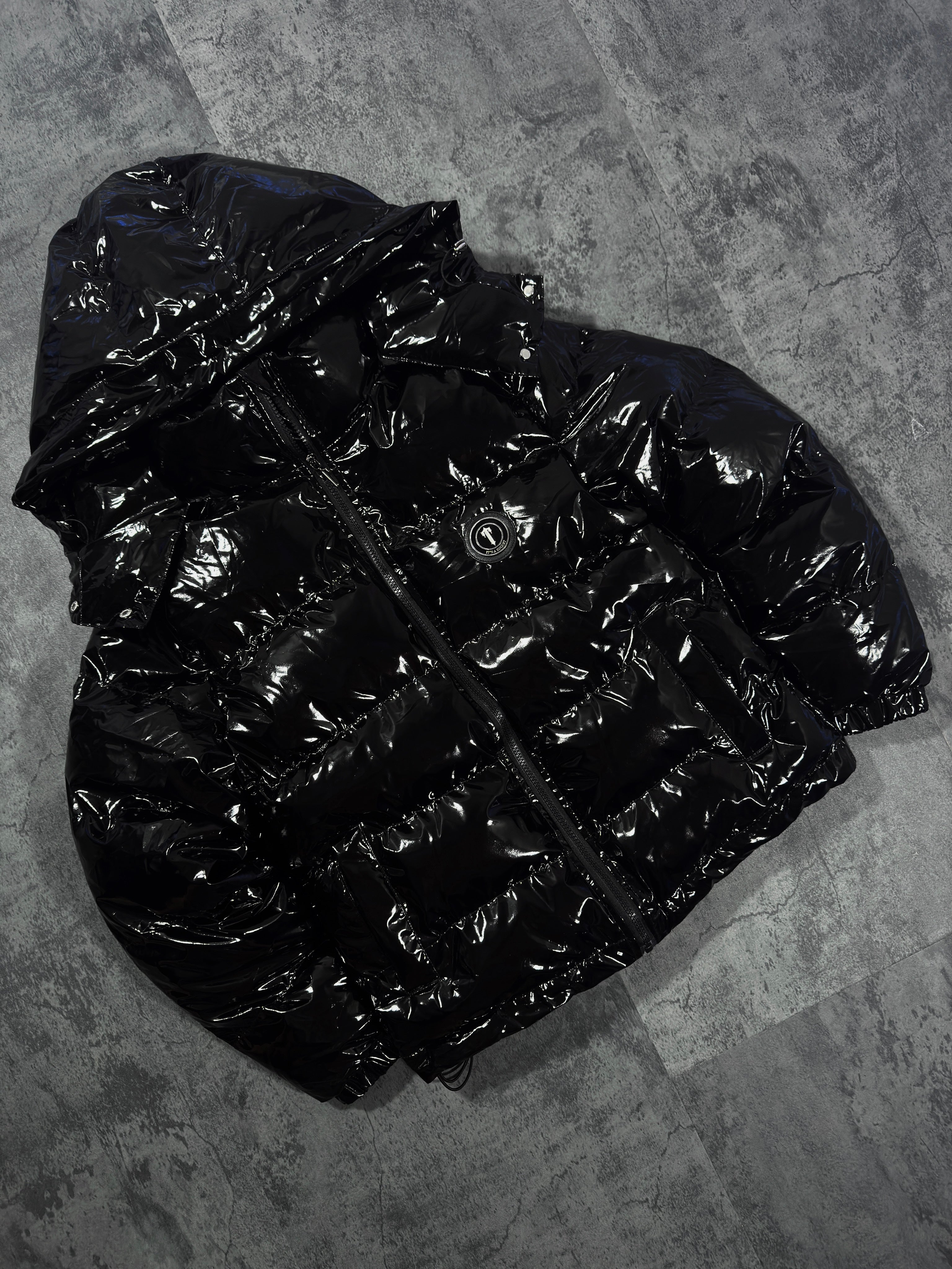 Trapstar Irongate Shiny Black
Jacket