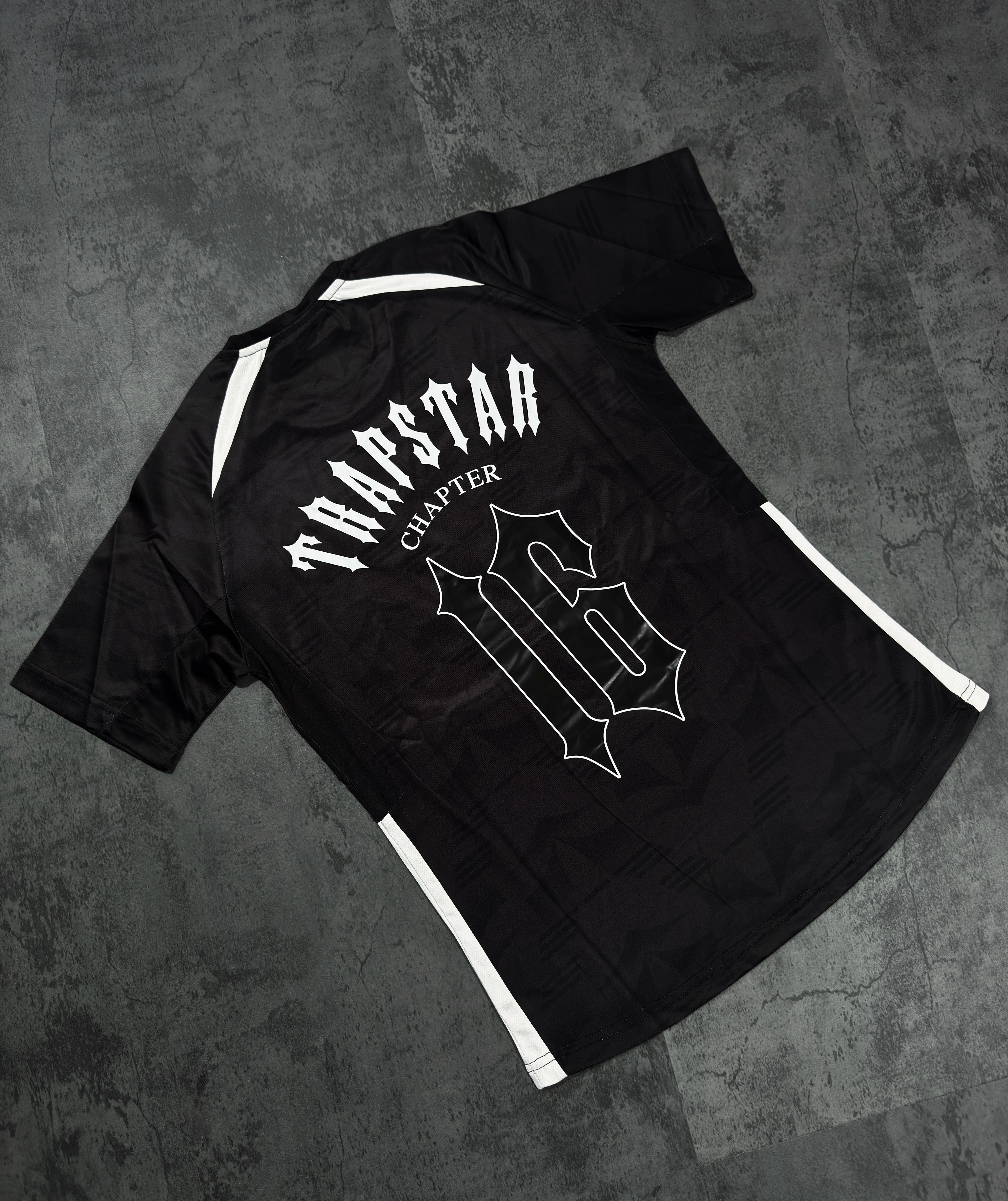 Trapstar London x Clavish Chapter 16 football jersey in black